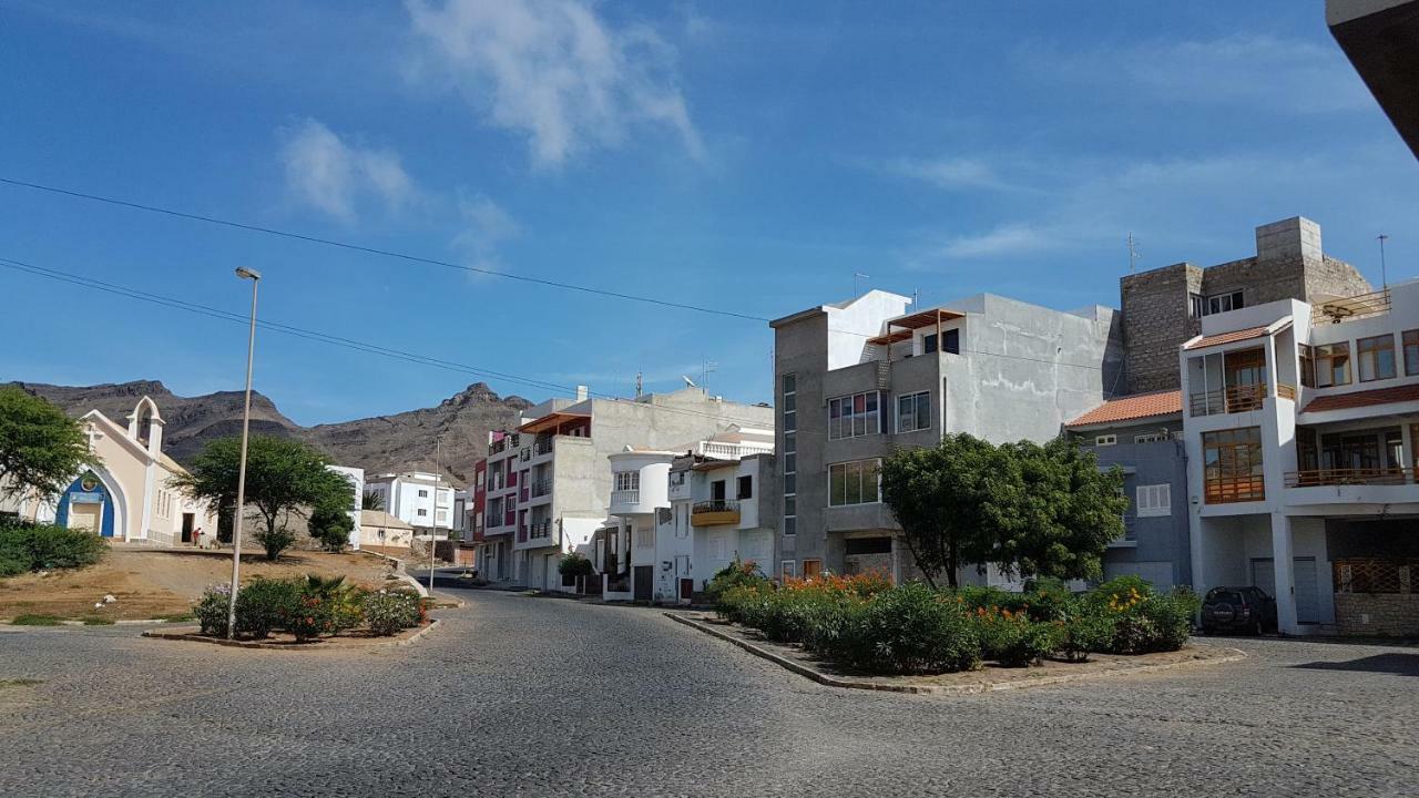 Apartamento Xandinha Amwilla Guesthouse Mindelo Exterior foto